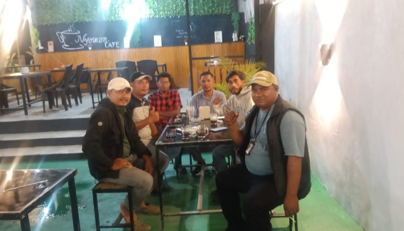 Pertemuan Media Center Ika Togale Halsel.