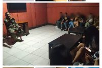 Satpol PP Halsel saat menggelar Razia.