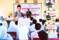 Anggota MPR RI, Izzuddin Alqassam Kasuba, saat menggelar Sosialisi 4 Pilar Bangsa di MAS Babang, (25/11/2025).