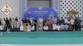 Foto bersama Biking Bae Community dengan Ketua TP-PKK Nyi. Rifa'at Al-Sa'adah Bassam dan Ust M Rasyid Ridha M Maswara.