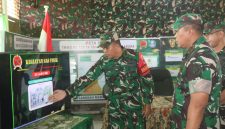 Pangdam XV/Pattimura Meyjen TNI Dody Triwinarto saat meninjau Pelaksanaan TMMD Di Kecamatan Gane Timur Kabupaten Halmahera Selatan. (Doc// Pen. Kodim1509-Labuha).
