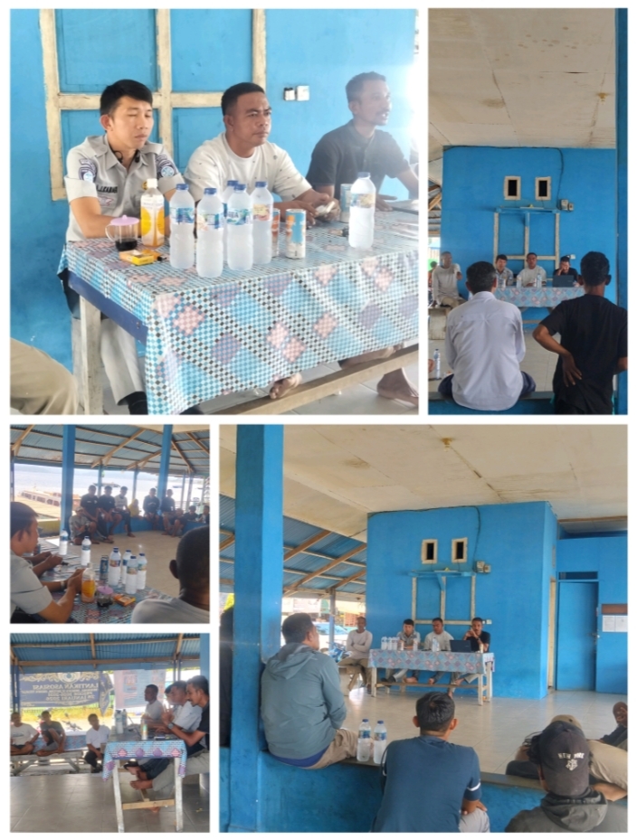 Rapat jajaran pengurus Koperasi Sibela Bintang Selatan bersama pelaku usaha transportasi lokal rute Kupal Kawasi.