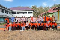 Foto bersama pada kegiatan penutupan.